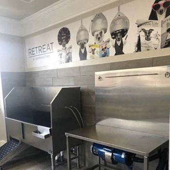 Pet Spa for Washing and Grooming at The Retreat at Germantown, Germantown